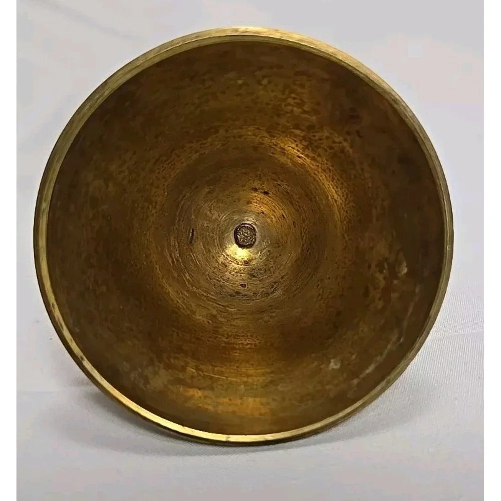 VINTAGE Brass Pear Lid/Top ONLY, Trinket Box,‎ Screw Top, Two Leaves On Stem
